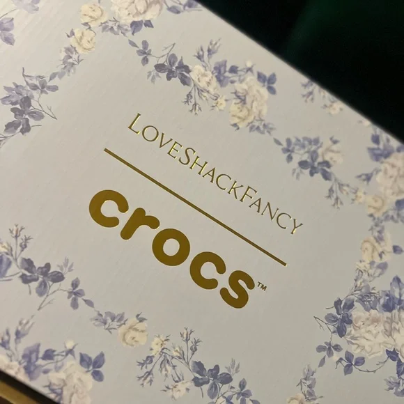 Love Shack Fancy Crocs - Picture 11 of 16